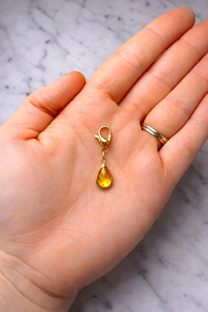 Liquid Gold Drop Side-Reminder Charm